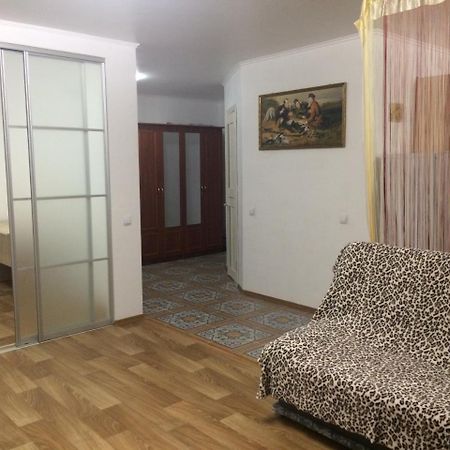 Studio Apartment In Center Poltava Dış mekan fotoğraf